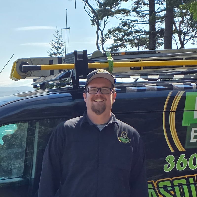 Bryce Carter, Pest Management Technician